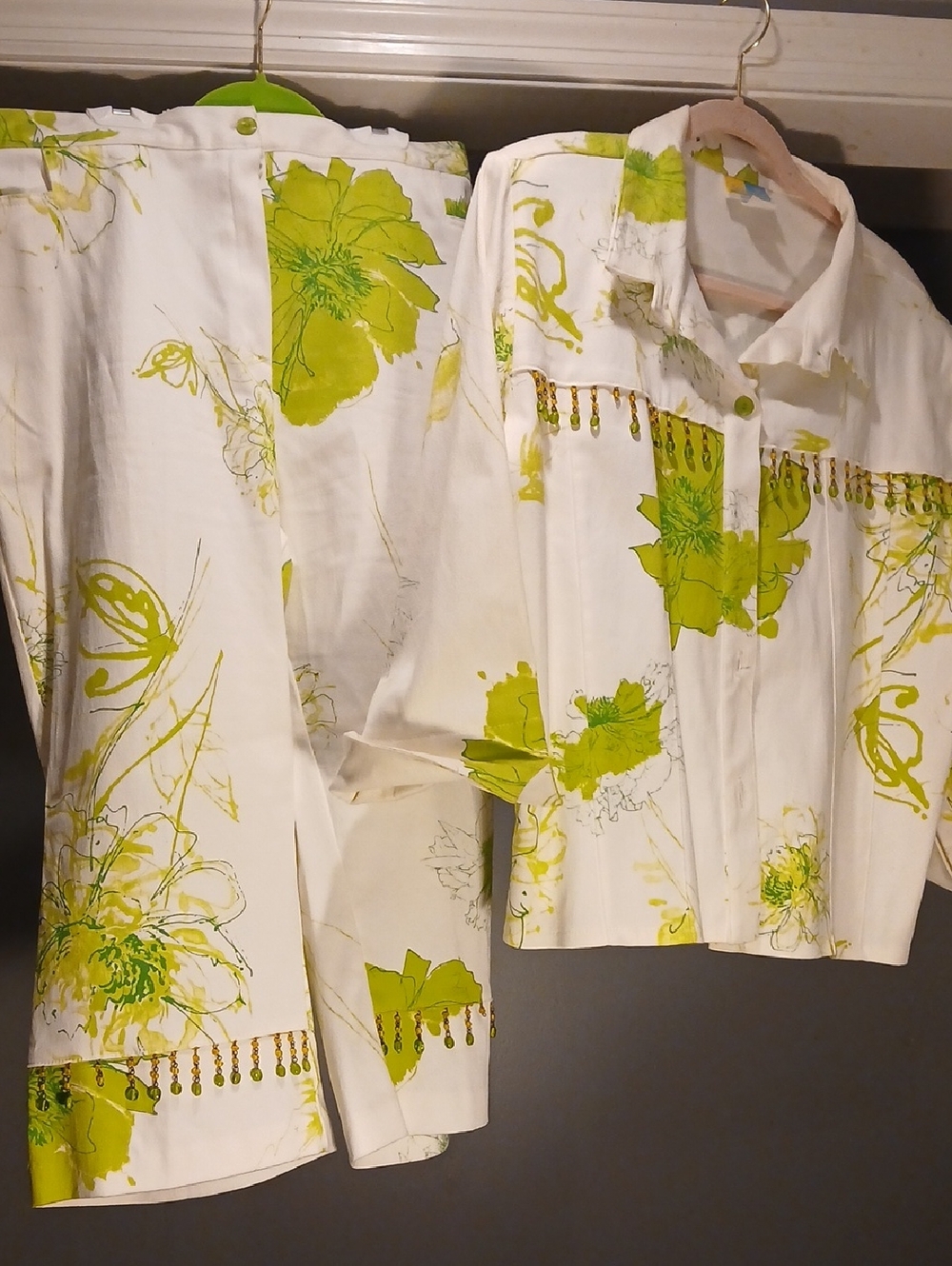 Women’s White & Lime Floral Jacket and Pants Set